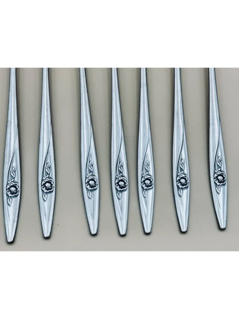 7 - Oneidacraft Oneida Deluxe LASTING ROSE Cocktail Seafood Forks Stainless Stee